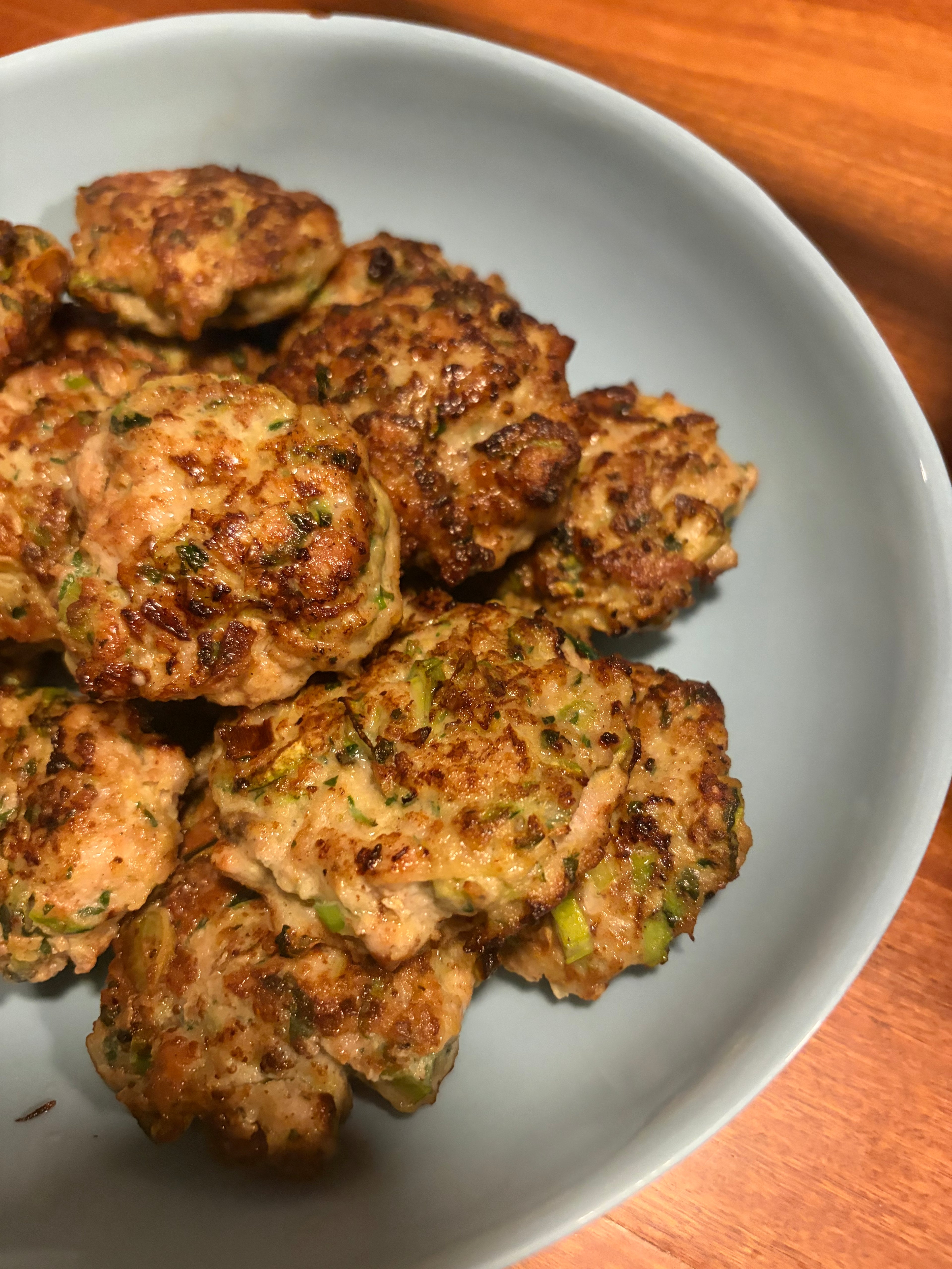 Chicken & Zucchini Burger Mix With Spring Onion & Cumin Served With A Sour Cream Sumac Sauce - Serves 4/5