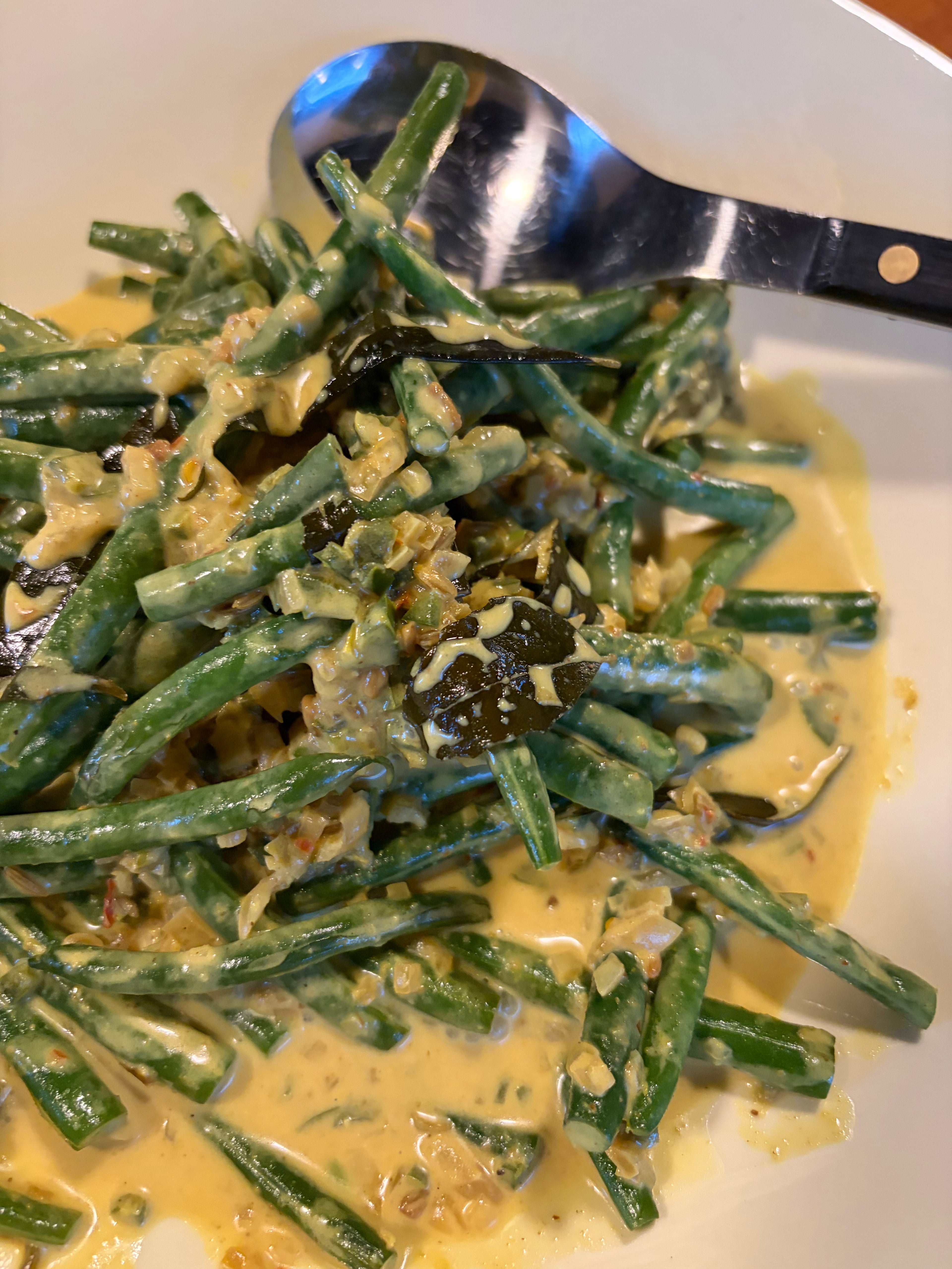 Spicy Green Bean Curry - Serves 4 as a side (Fresh, Not Frozen)