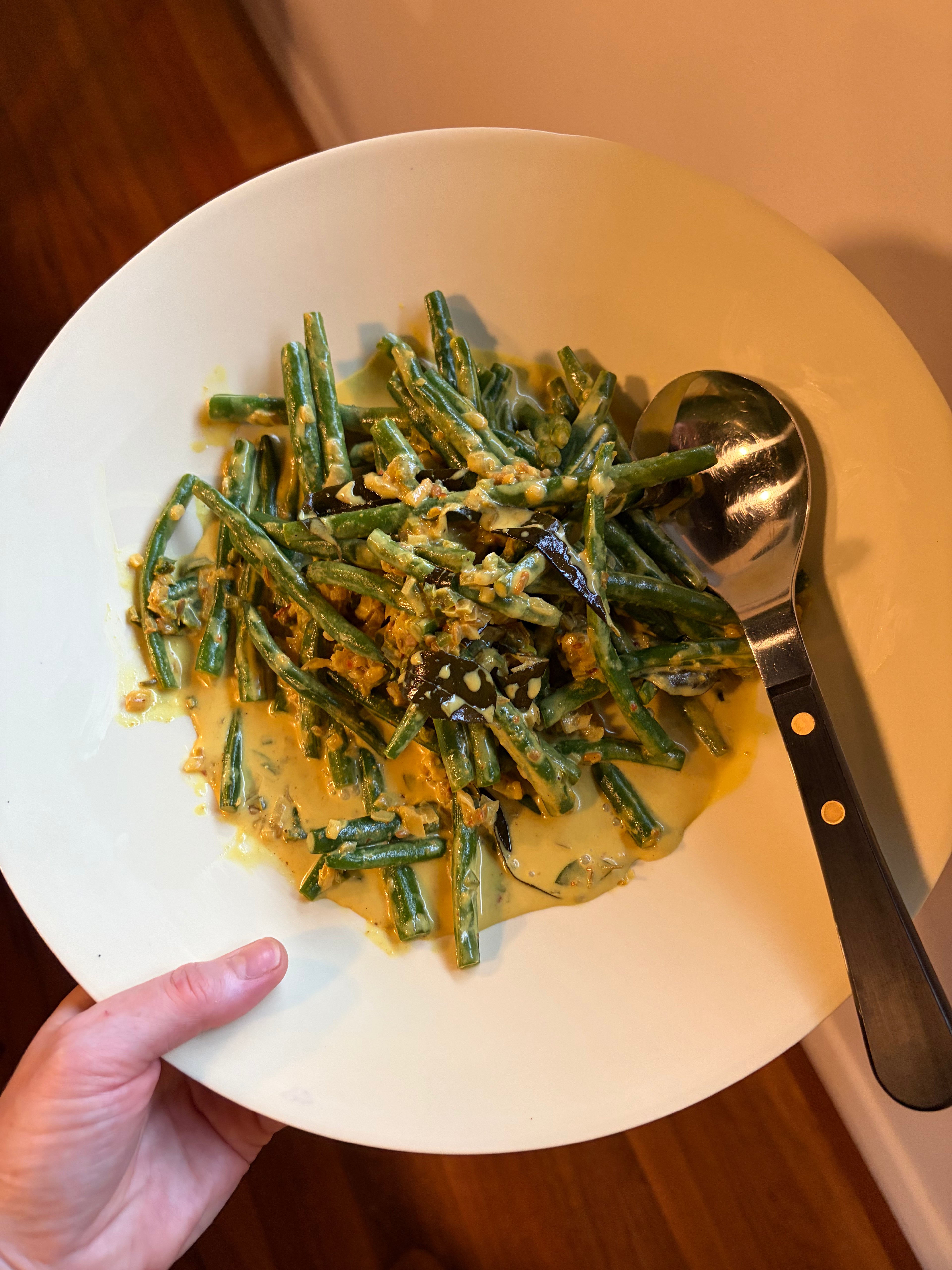 Spicy Green Bean Curry - Serves 4 as a side (Fresh, Not Frozen)