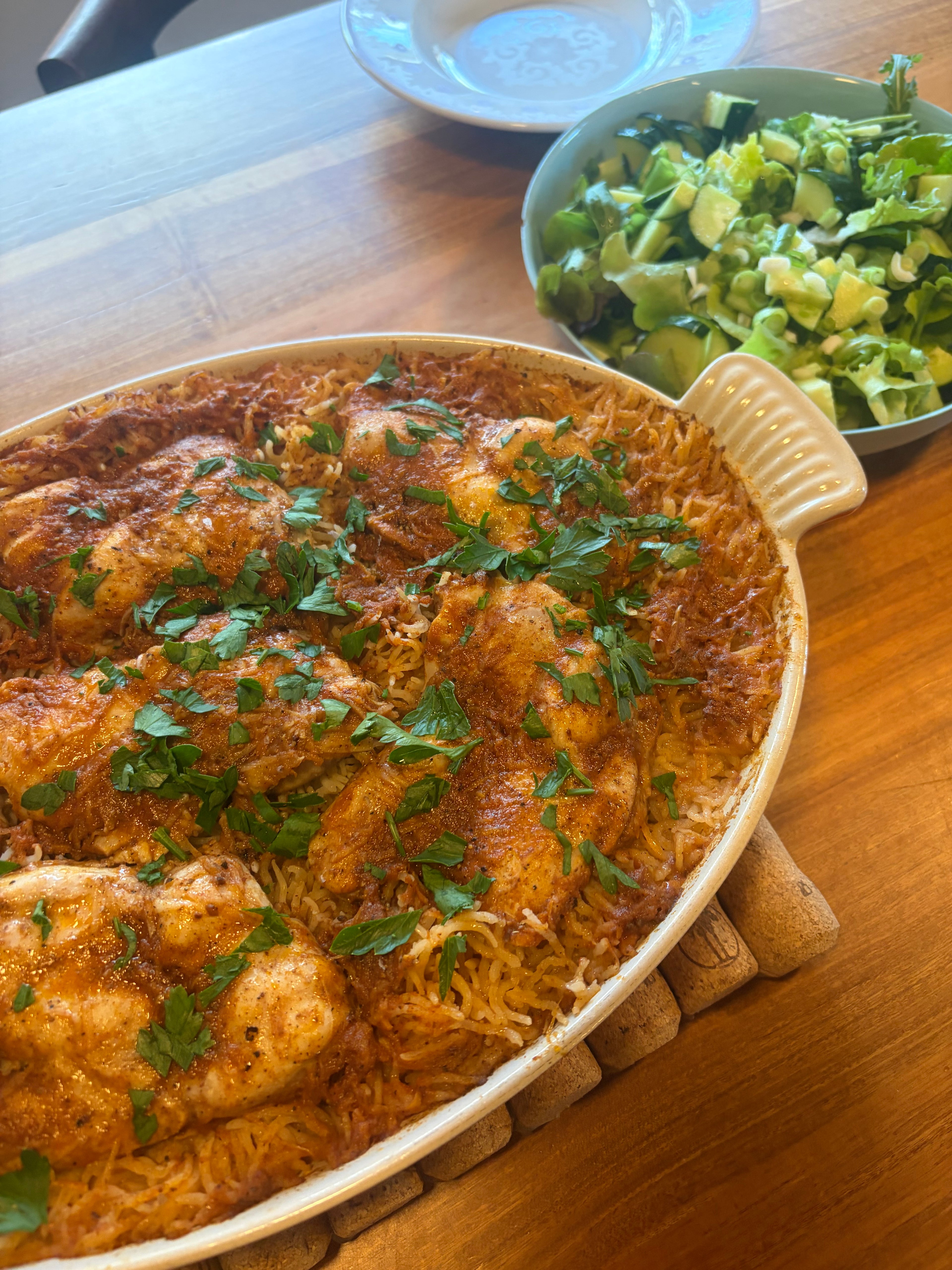Iraqi T'beet & Green Leaf Side Salad - Serves 6 and is perfect for lunch the next day. Gluten Free.