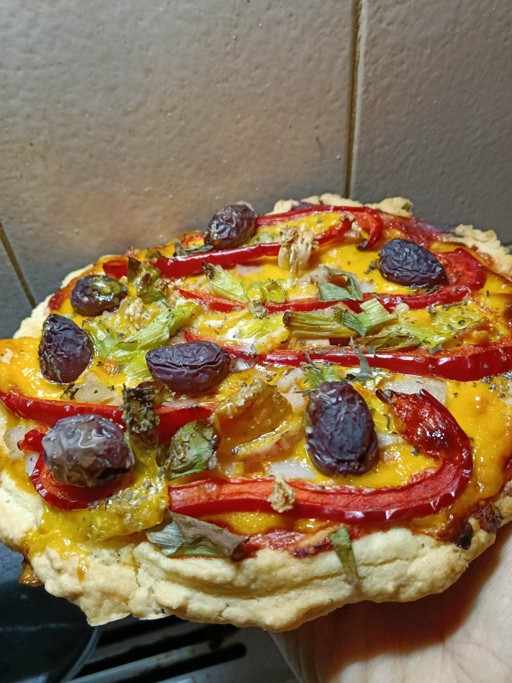 GF + DF Pizza base! For your freezer. Top with whatever you fancy and stop missing out on pizza night. 2 pack